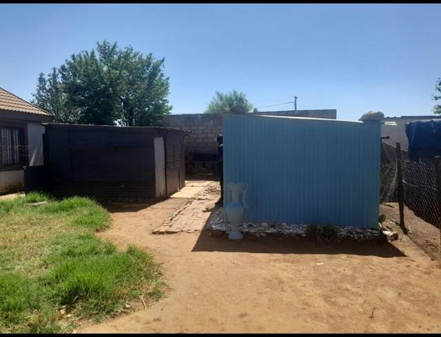 LAND FOR SALE IN PALM RIDGE